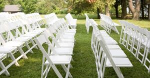 איך השכרת פינות ישיבה לאירועים יכולה לשדרג כל חוויה